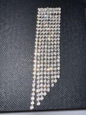 Vintage Rhinestone Waterfall Drape Brooch Pin Silver Tone Statement Jewelry
